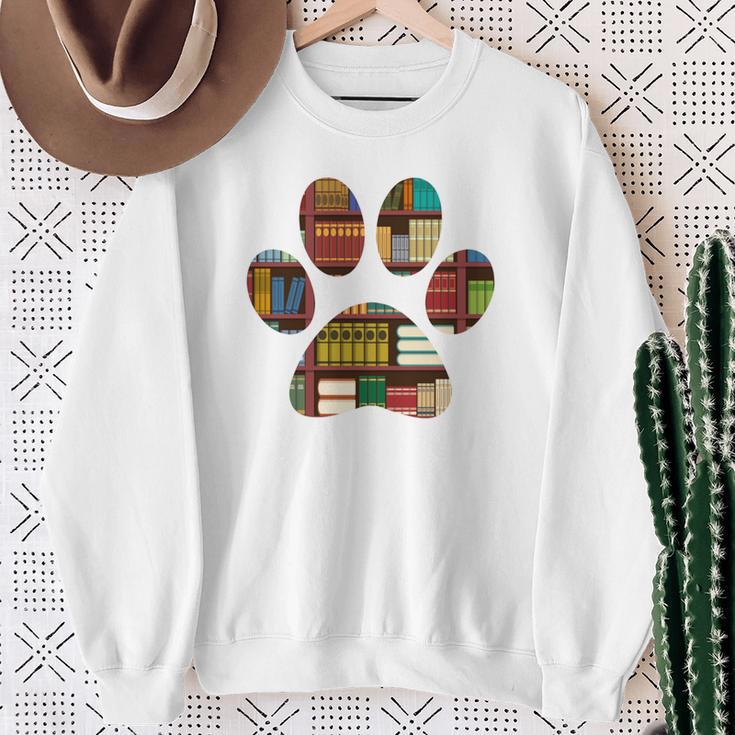 Easily Distracted By Dogs And Books Shirt Paw 70s 80s Retro Sweatshirt Gifts for Old Women