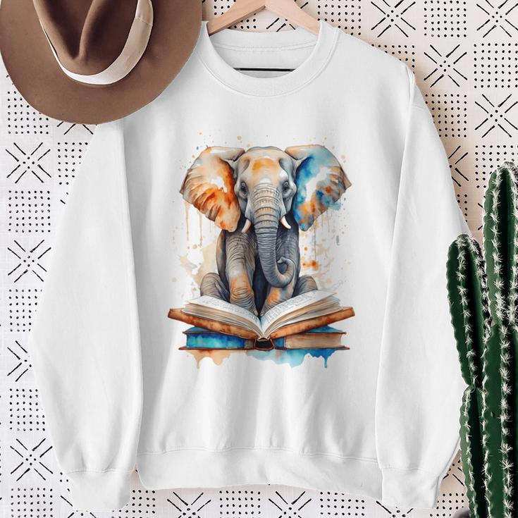 Elephant Reading Book Animal Art Print Graphic Sweatshirt Gifts for Old Women