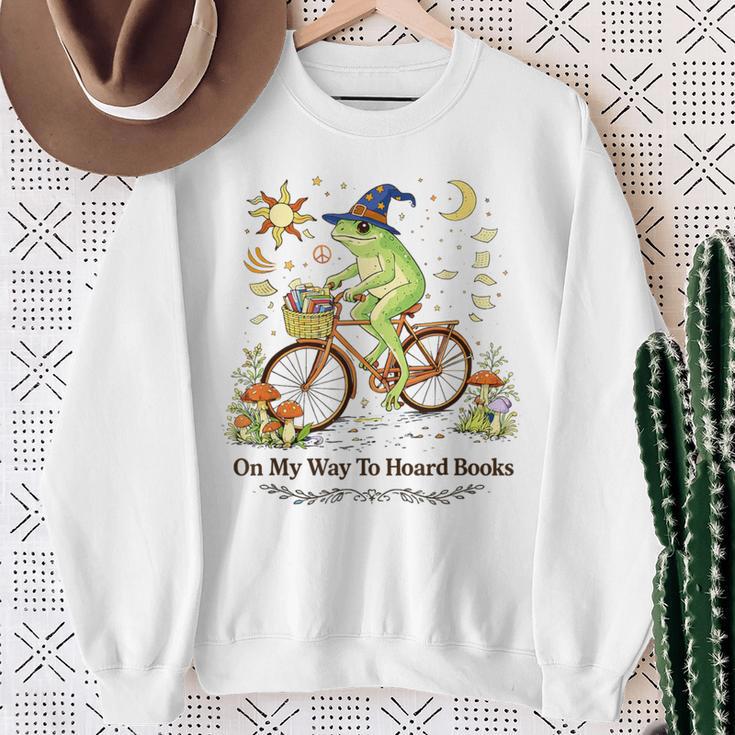 ON My Way To Hoard Books Cute Frog For Book Lovers Sweatshirt Gifts for Old Women