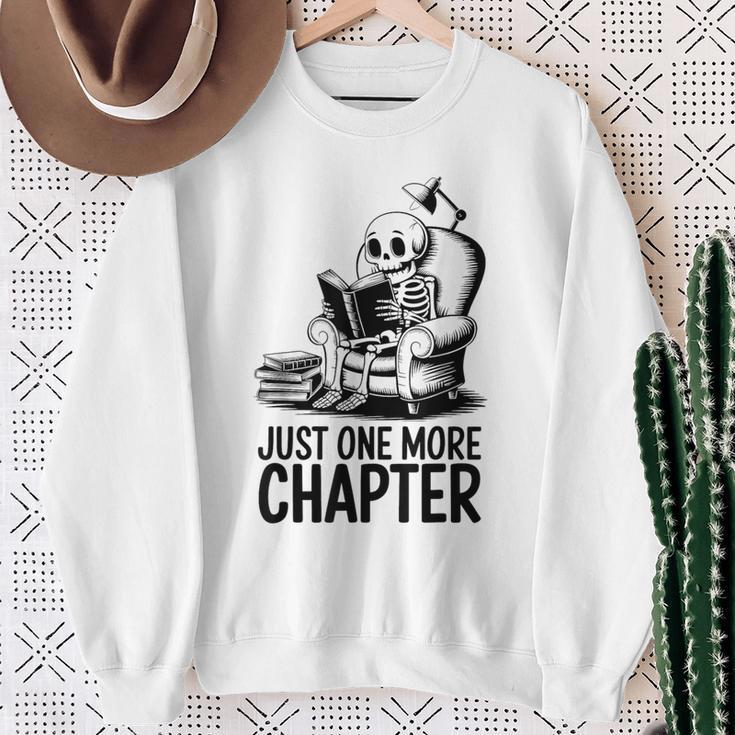 Just One More Chapter Book Skeleton Reading Books Sweatshirt Gifts for Old Women
