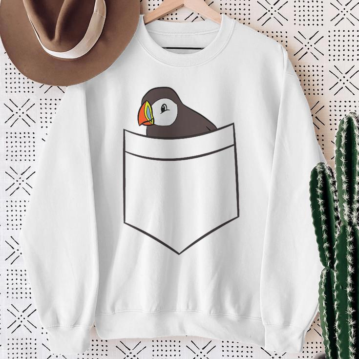 Puffin In The Pocketeabird Iceland Pocket Puffin スウェットシャツ 年配の女性への贈り物
