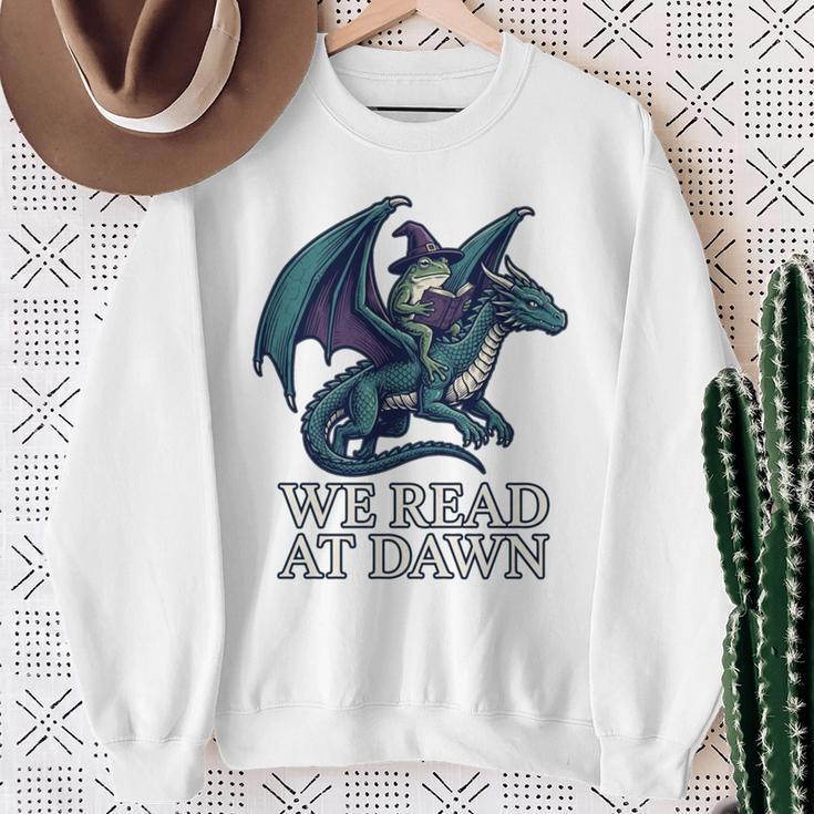 We Read At Dawn Frog Riding Dragon Book Lover Art Comfort Colors Crop Top Sweatshirt Gifts for Old Women