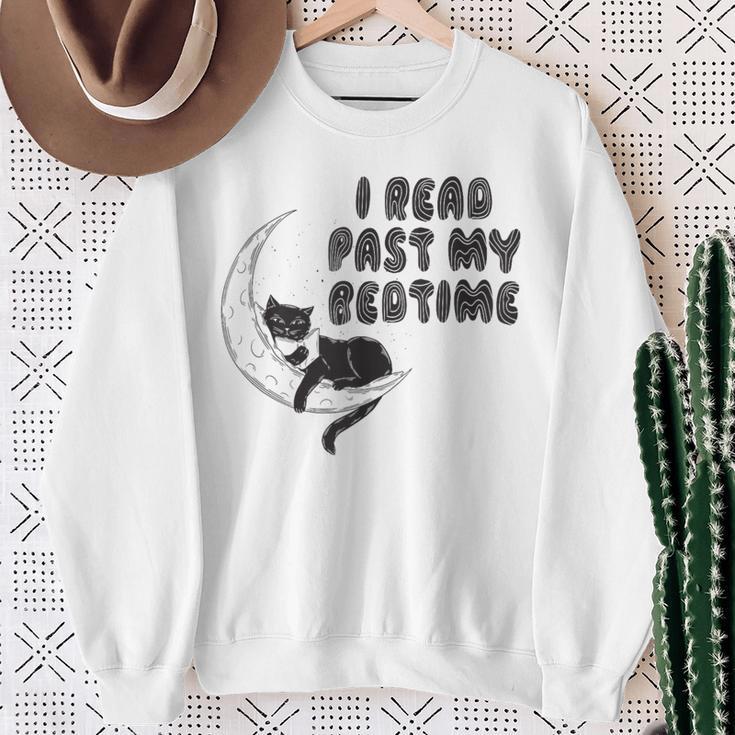 I Read Past My Bedtime Reading Cat Book Lover Sweatshirt Gifts for Old Women I Read Past My Bedtime Reading Cat Book Lover Sweatshirt Gifts for Old Women