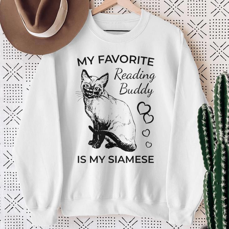 Siamese Cat Reading And Books Sweatshirt Gifts for Old Women Siamese Cat Reading And Books Sweatshirt Gifts for Old Women