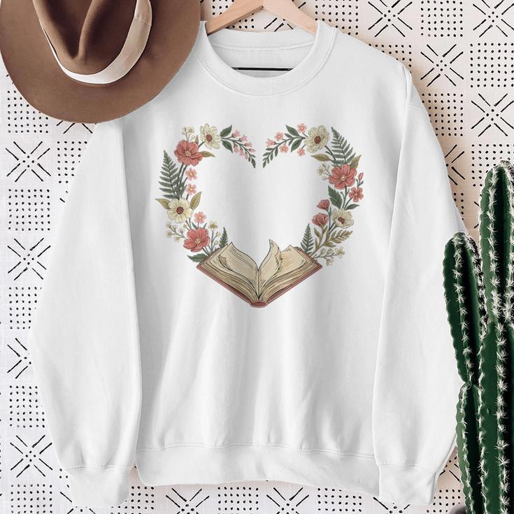 Vintage Book Lover Valentine Heart Premium Tri-Blend Sweatshirt Gifts for Old Women
