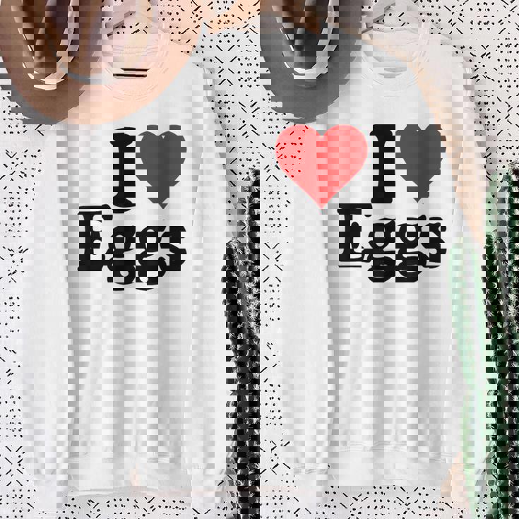 アイラブエッグアイハートエッグ スウェットシャツ 年配の女性への贈り物