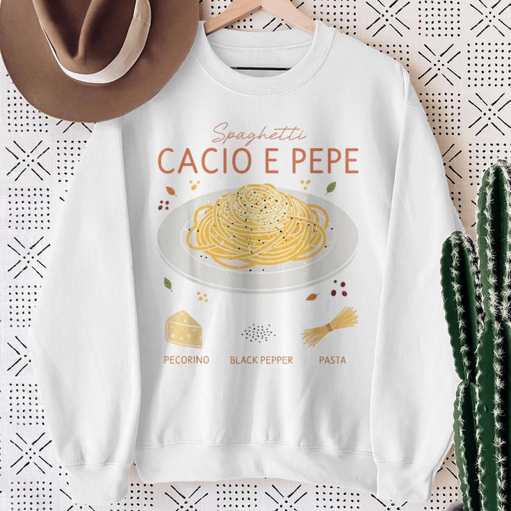 スパゲッティ カシオ エ ペペ 伝統的なイタリア料理 レシピ ティー スウェットシャツ 年配の女性への贈り物