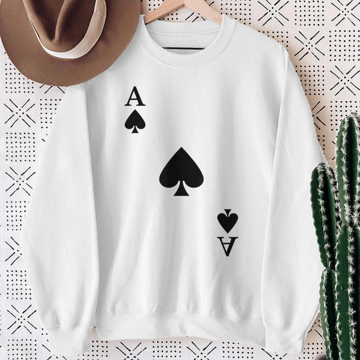 スペード、エース、カーニバル、コスチューム、ポーカー、カードプレイヤー。Poker Card スウェットシャツ 年配の女性への贈り物