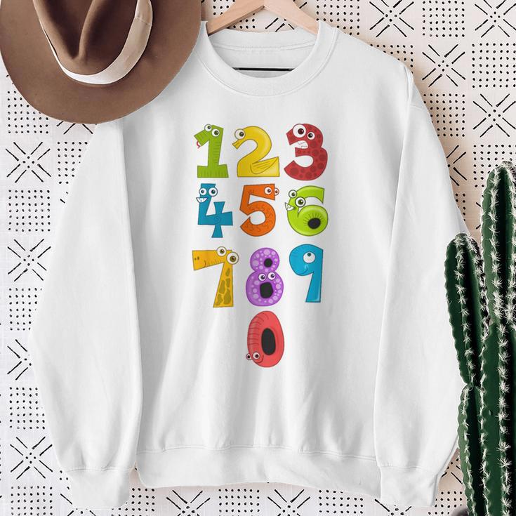 数字の日に数字が付いたキッズトップス キッズ ボーイズ スウェットシャツ 年配の女性への贈り物