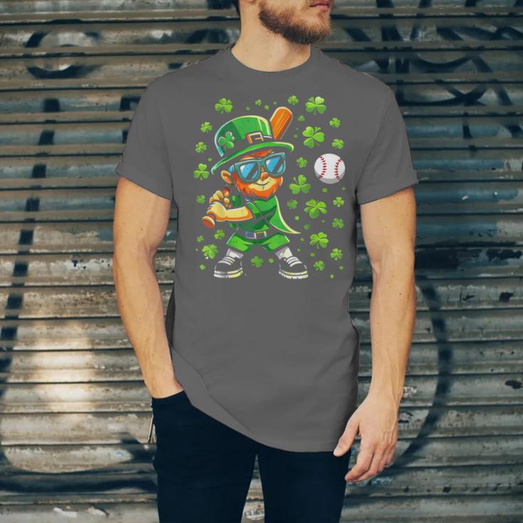 Leprechaun Playing Baseball Happy St Patricks Day Men Boys Unisex Jersey T-Shirt Leprechaun Playing Baseball Happy St Patricks Day Men Boys Unisex Jersey T-Shirt