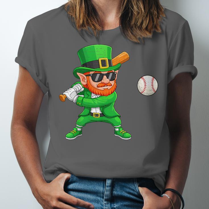 Leprechaun Playing Baseball St Patricks Day Sport Boys Unisex Jersey T-Shirt Leprechaun Playing Baseball St Patricks Day Sport Boys Unisex Jersey T-Shirt