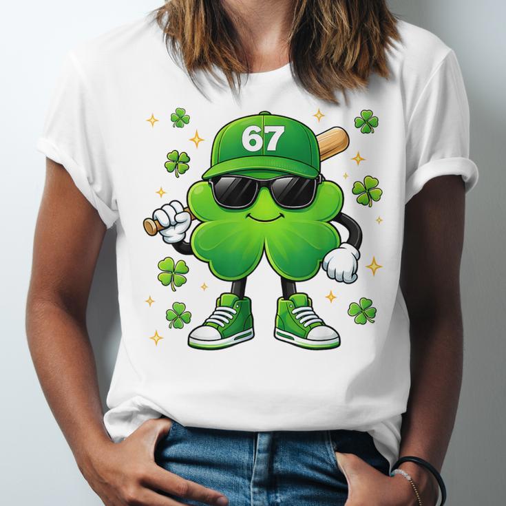 Shamrocks Playing Baseball St Patricks Day 6 7 Meme Men Boys Unisex Jersey T-Shirt