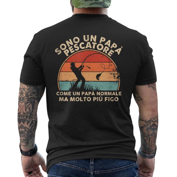 Divertente Regalo Da Pesca Per Un Papà Pescatore T-shirt da uomo con stampa posteriore