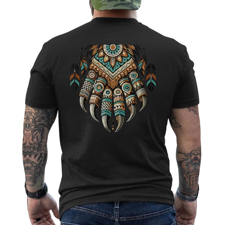 Native Heritage Month 誇り高きネイティブアメリカンのクマの爪 メンズTシャツ バックプリント