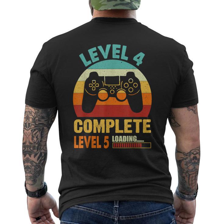 Nivel 4 Completo 4 Aniversario Divertido 4º Aniversario De Boda Camiseta Hombre Estampado Espalda