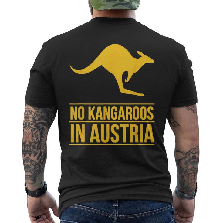 No Kangaroos In Austria メンズTシャツ バックプリント