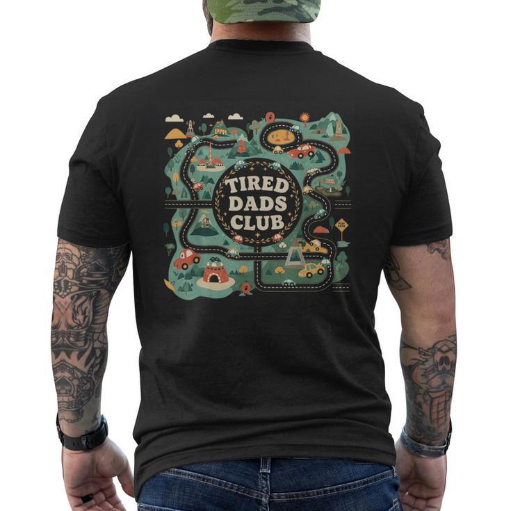 Tired Dads Club Divertente Corsa Per Papà Garau Papàtanco Papà T-shirt da uomo con stampa posteriore
