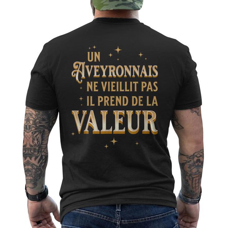 Un Aveyronnais Neieillit Pas Idée-Cadeau Humour Aveyron T-shirt imprimé au dos