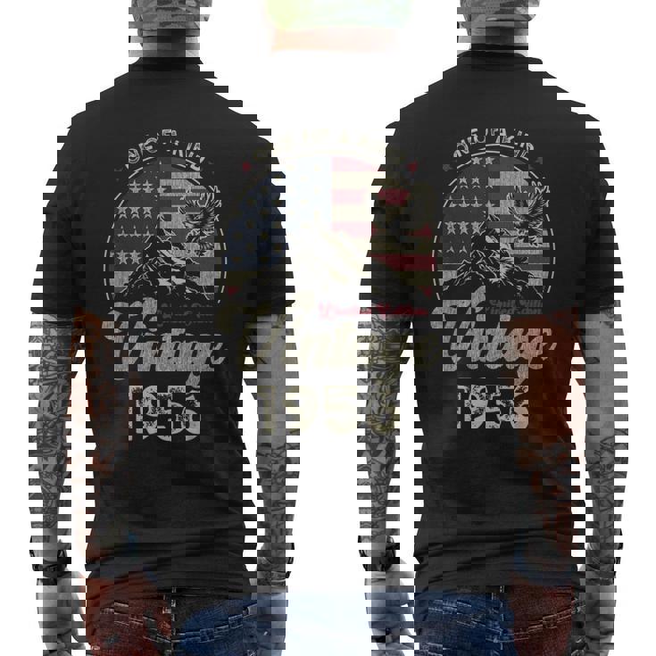 Vintage 1956 愛国的なイーグル、70歳の誕生日、アメリカ国旗 メンズTシャツ バックプリント