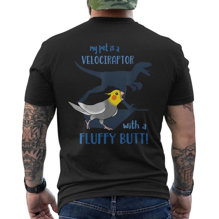 わたしのペットはふわふわお尻オカメインコの鳥を持ったベロキラプトル メンズTシャツ バックプリント