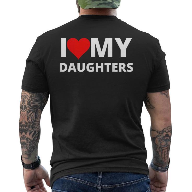 アイ・ラブ・マイ・娘たち、ウィズ・ア・レッド・ハート メンズTシャツ バックプリント