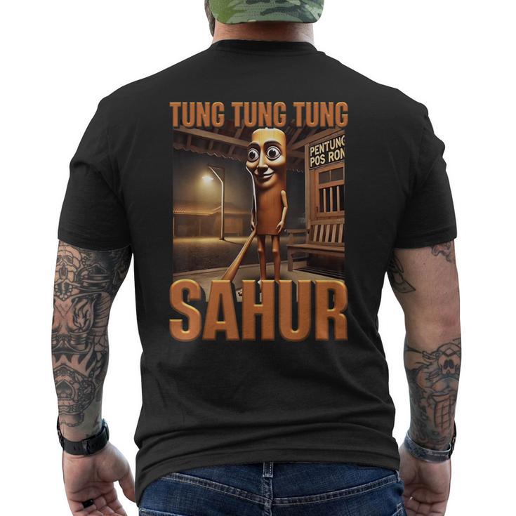 インターネット 陽気なミーム Aiキャラクター Tung Tung Tungahur メンズTシャツ バックプリント