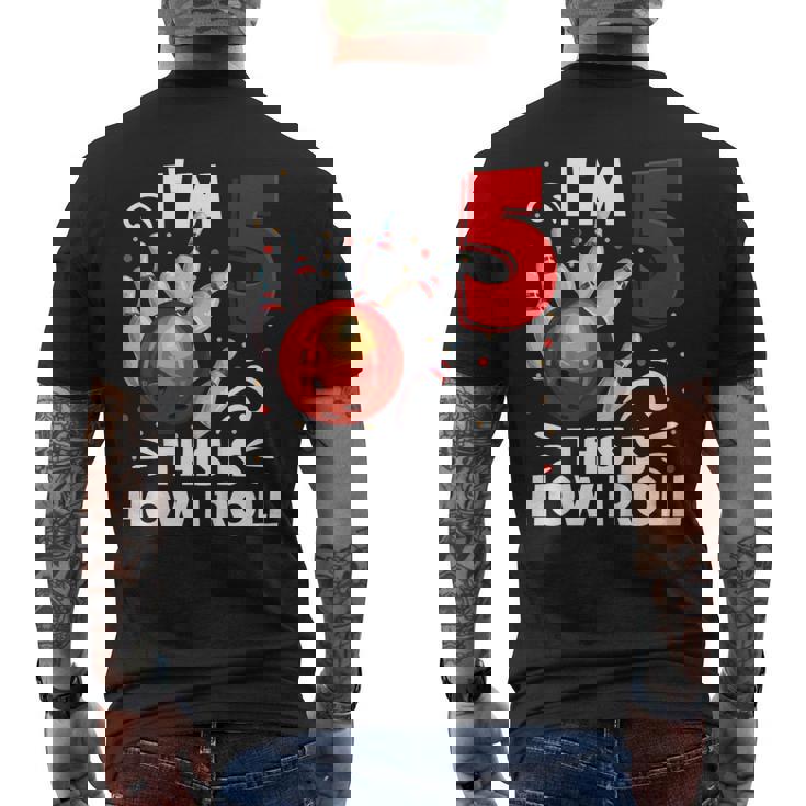 キッズ 5歳の誕生日 男の子 ボウリング This Is How I Roll 5歳 メンズTシャツ バックプリント