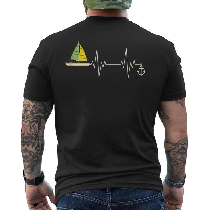 キャプテンi ヨットiハートビートボートiセーリング メンズTシャツ バックプリント