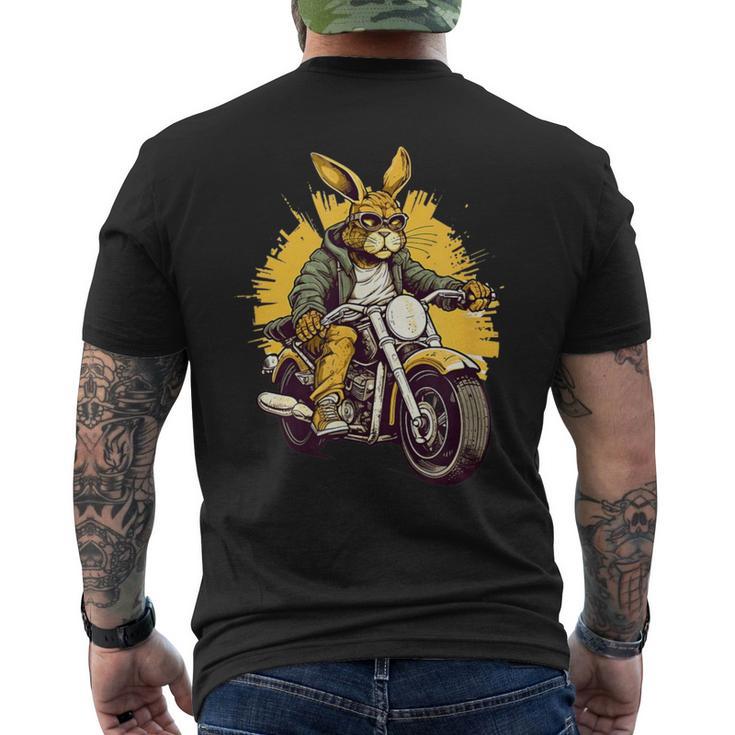 クールなウサギ オートバイライダー 野生の野ウサギバイカー メンズTシャツ バックプリント