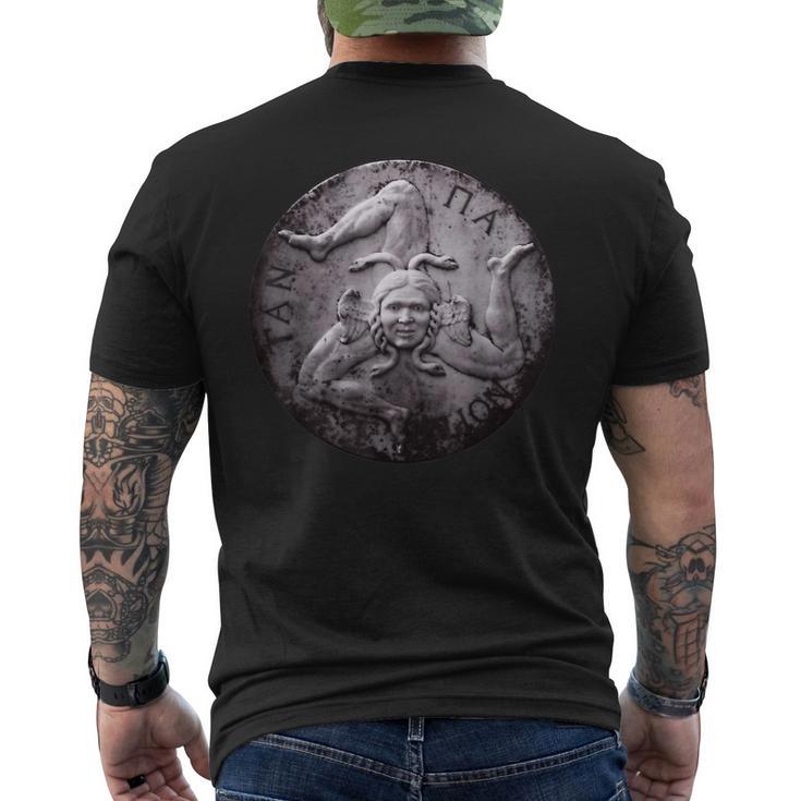 シチリア・トリナクリア イタリア シチリアプライドフラッグ トリナクリア メンズTシャツ バックプリント