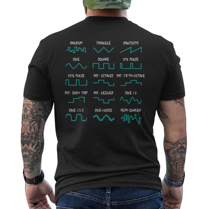 シンセサイザー ウェーブフォーム 電子音楽プロデューサー シンセス メンズTシャツ バックプリント
