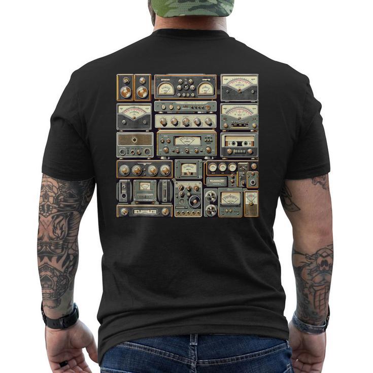 セットアップ ヴィンテージ オーディオ Hifi サウンドシステム ミックスメディア コラージュ メンズTシャツ バックプリント