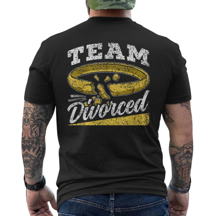 チーム・バツイチ 元 セパレート 皮肉 離婚 メンズTシャツ バックプリント
