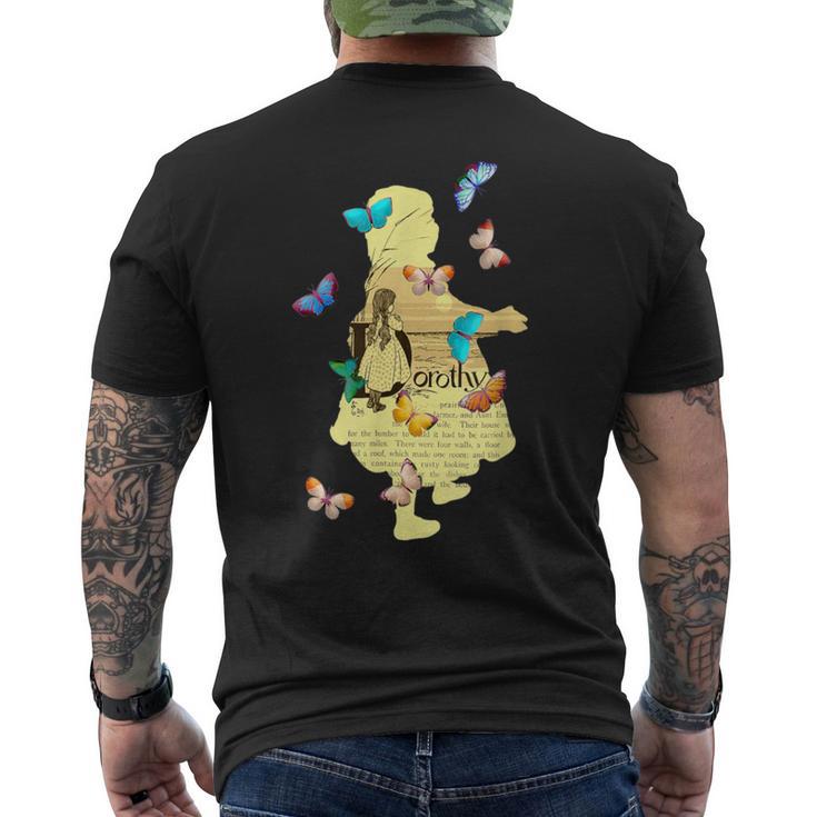 ドロシー・ゲイル・オズの魔法使い ヴィンテージフェアリーテイルブックアートスタイル メンズTシャツ バックプリント