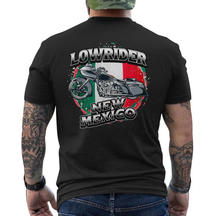 ニューメキシコ州のローライダー。ローライダー チカーノ チョロスタイル ローライダー メンズTシャツ バックプリント