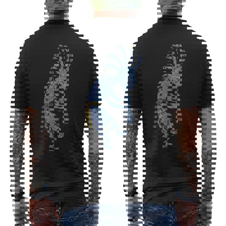 ネイティブアメリカン プエブロ カチナ スピリット ココペリ 3 メンズTシャツ バックプリント