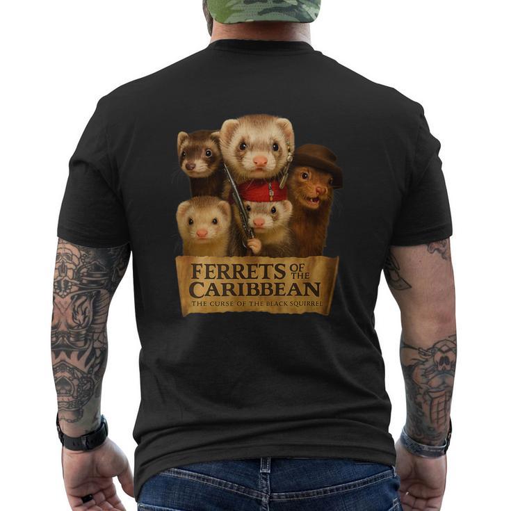 フェレット海賊アドベンチャークルー–面白い動物のパロディポスター メンズTシャツ バックプリント