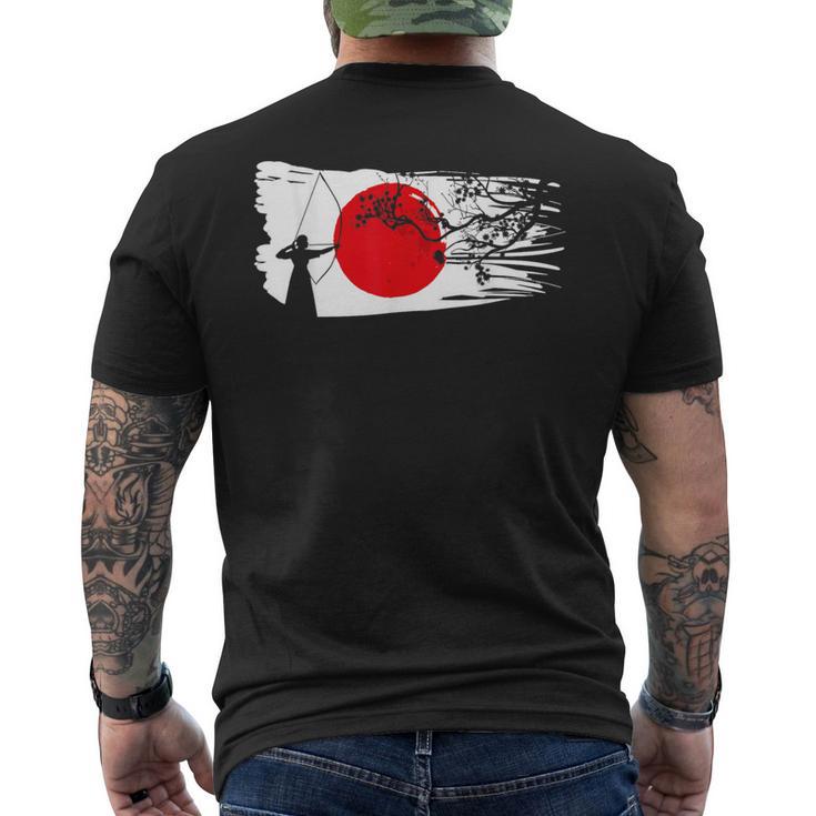 ユミ 弓矢 弓道 日本語アーチェリー メンズTシャツ バックプリント