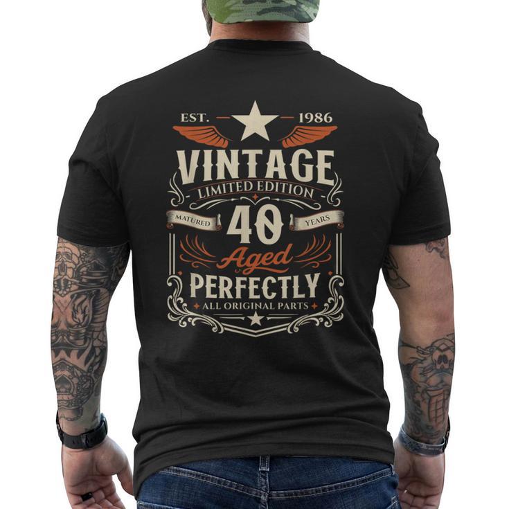 ヴィンテージカー 1986 年 40 歳の誕生日 1986 年のクラシックカー メンズTシャツ バックプリント