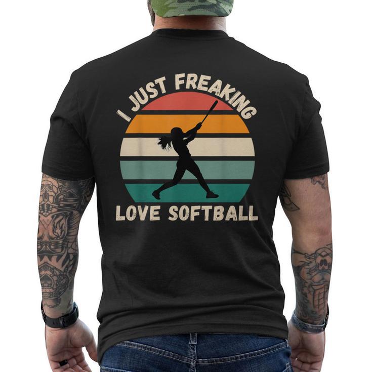 ヴィンテージソフトボール I Just Freaking Love ソフトボール愛好家 メンズTシャツ バックプリント