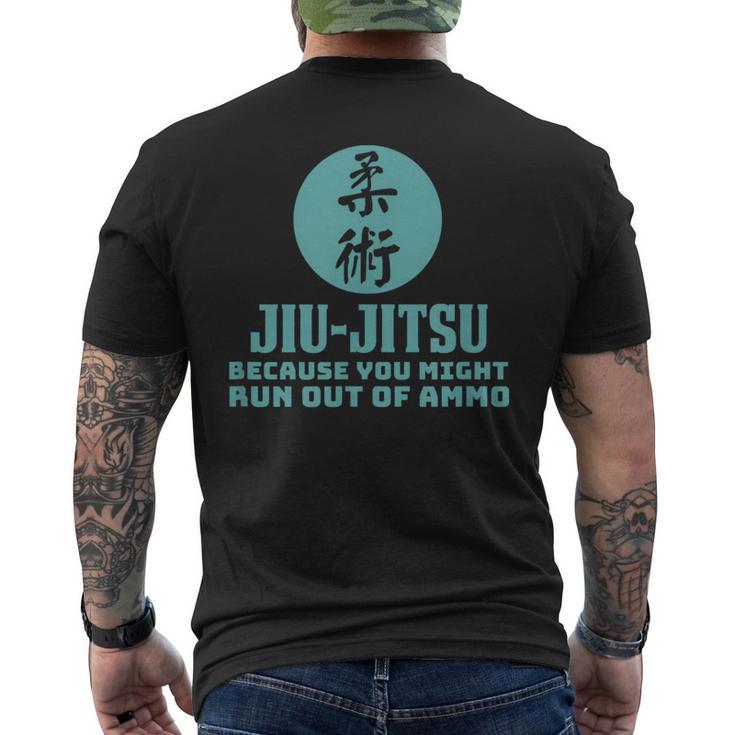 弾薬がなくなるかもしれないから柔術 メンズTシャツ バックプリント