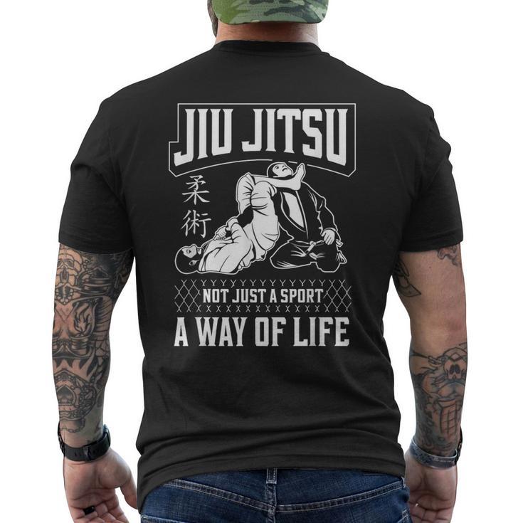 柔術 柔術 スポーツだけじゃない 生き方 メンズTシャツ バックプリント