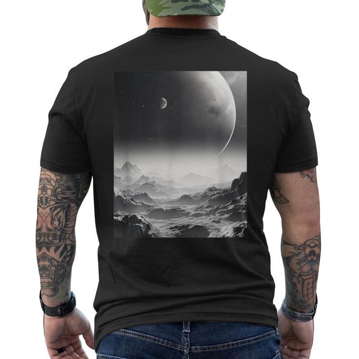 白黒写真 火星月&宇宙写真 メンズTシャツ バックプリント