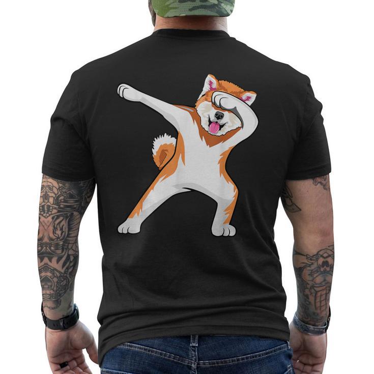 秋田 犬 踊る 面白い メンズTシャツ バックプリント