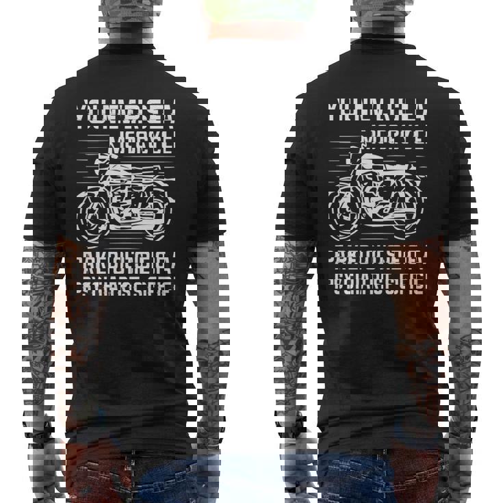 精神科医の外にバイクが停まっているのを見たことはありません 長袖tシャツ メンズTシャツ バックプリント