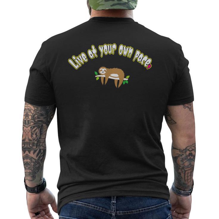 自分のペースで生きようtOwn Pace メンズTシャツ バックプリント
