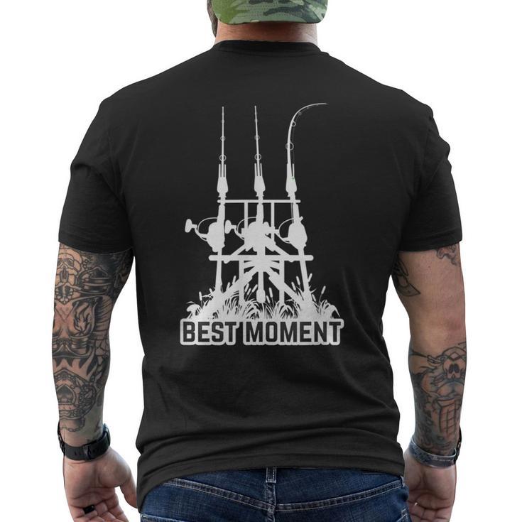鯉釣り カープハンターデザイン トップカープフィッシング メンズTシャツ バックプリント