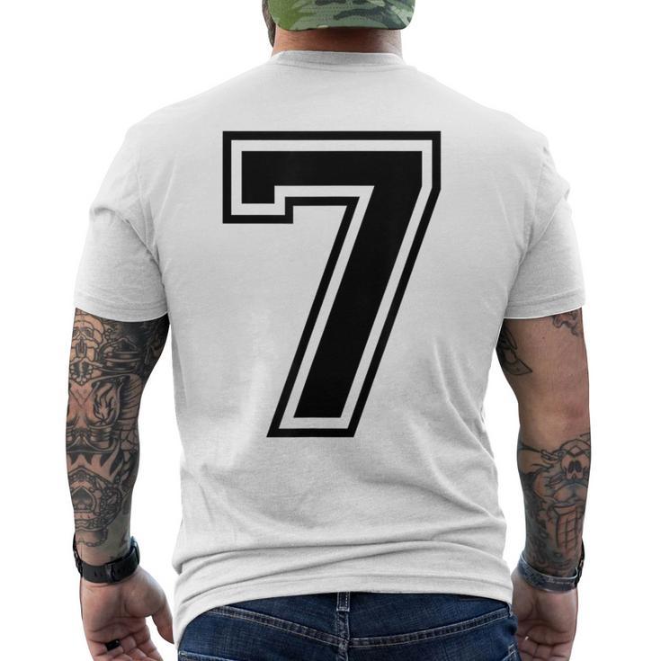 7歳の誕生日おめでとうのツインデーのためのナンバー7ジャージ。 メンズTシャツ バックプリント