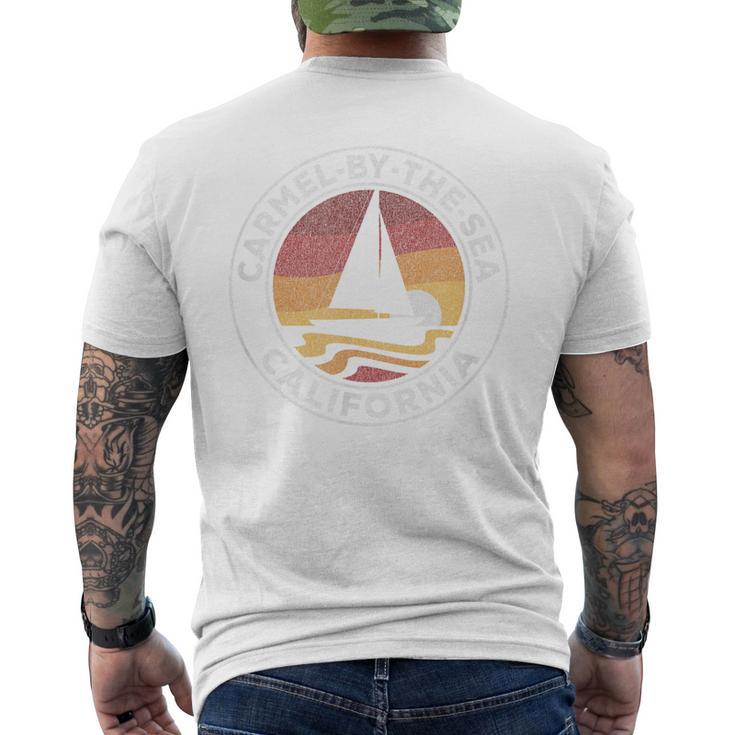 カーメルバイ・ザ・シー カリフォルニア ヴィンテージ ヨット 70年代 レトロ 太陽 メンズTシャツ バックプリント
