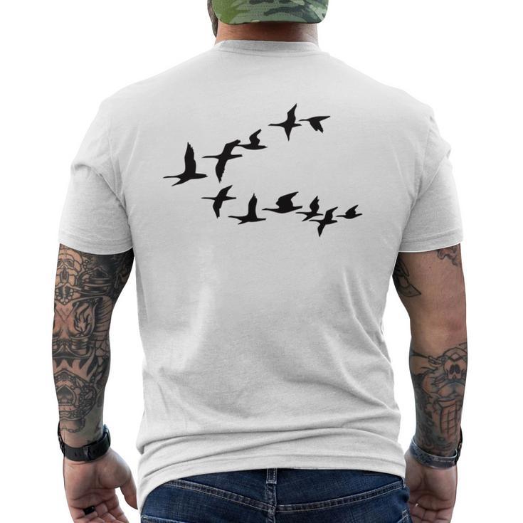 飛ぶ鳥の群れ 長袖tシャツ メンズTシャツ バックプリント
